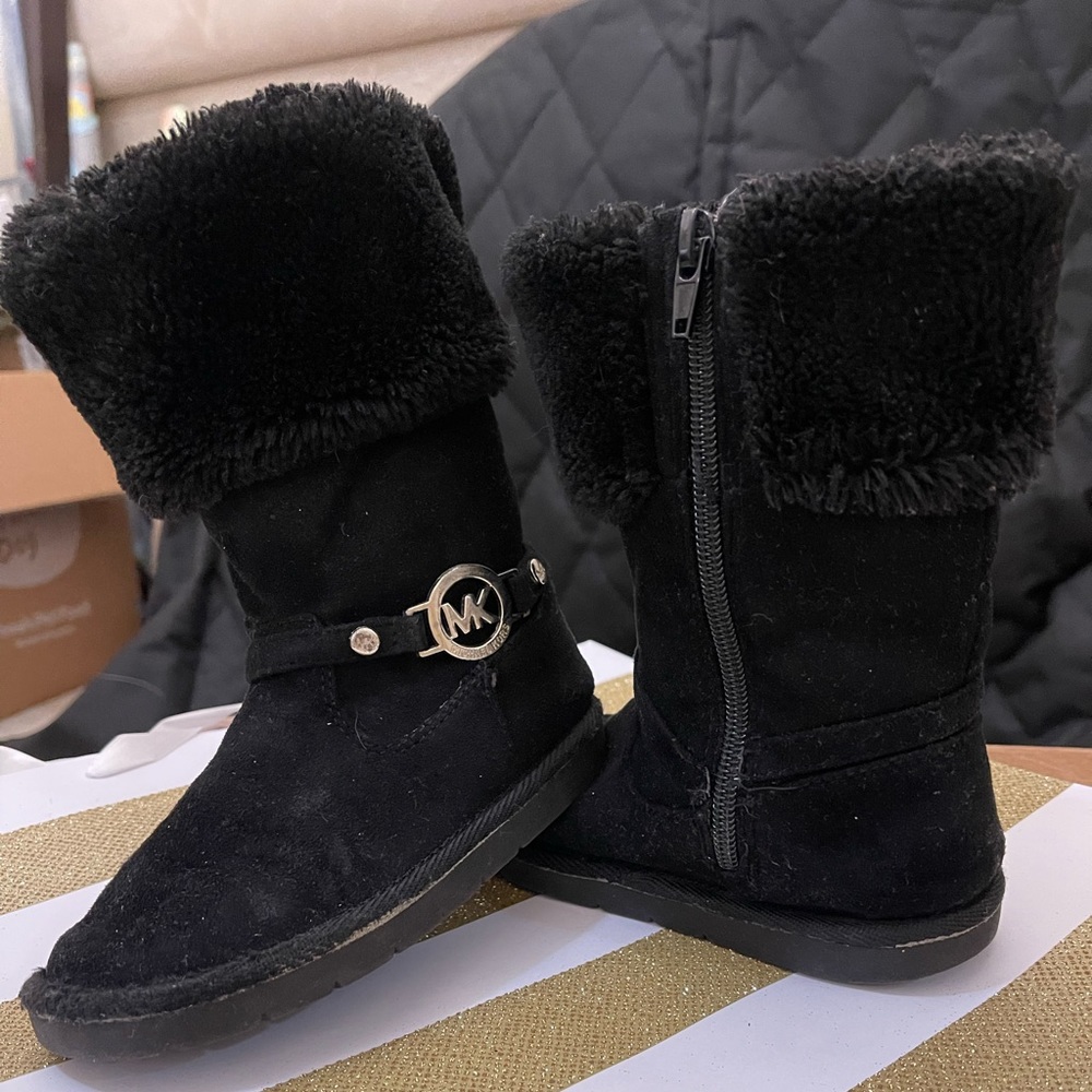 Michael Kors girls winter boots